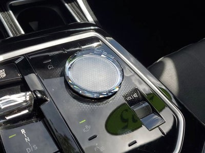 2025 BMW 7 Series 740i xDrive