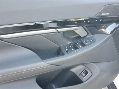 2025 BMW 5 Series 530i