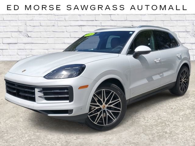 2025 Porsche Cayenne Base