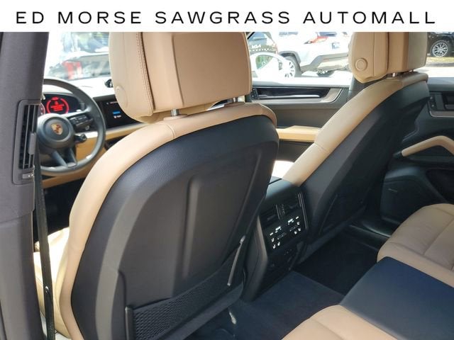 2025 Porsche Cayenne Base