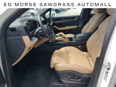 2025 Porsche Cayenne Base