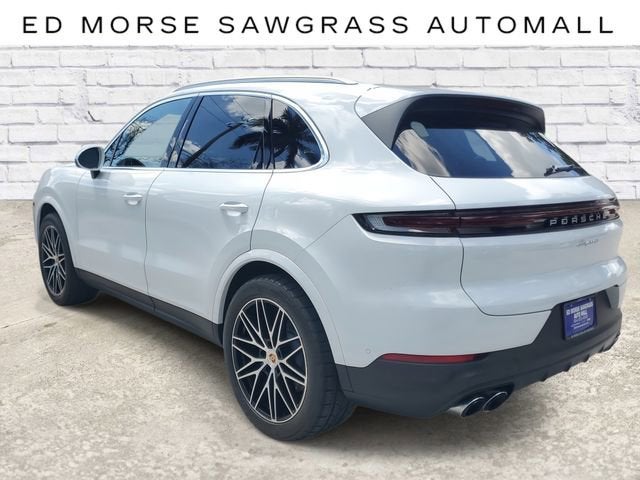 2025 Porsche Cayenne Base
