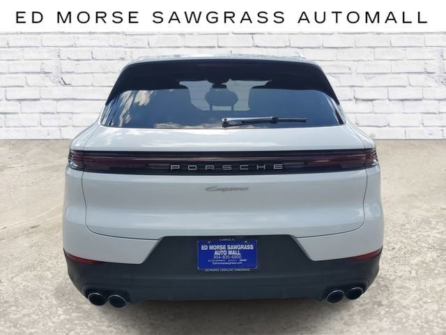 2025 Porsche Cayenne Base