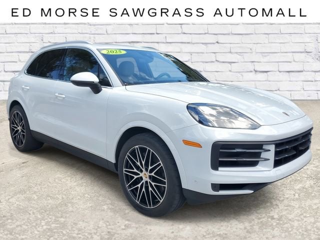 2025 Porsche Cayenne Base
