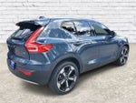 2021 Volvo XC40 Momentum