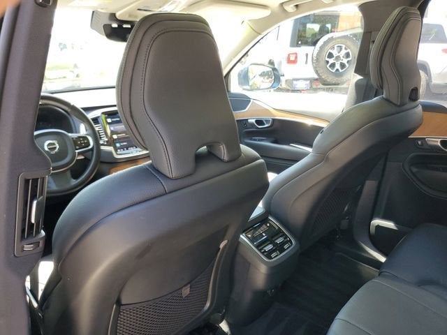 2024 Volvo XC90 Plus Bright Theme
